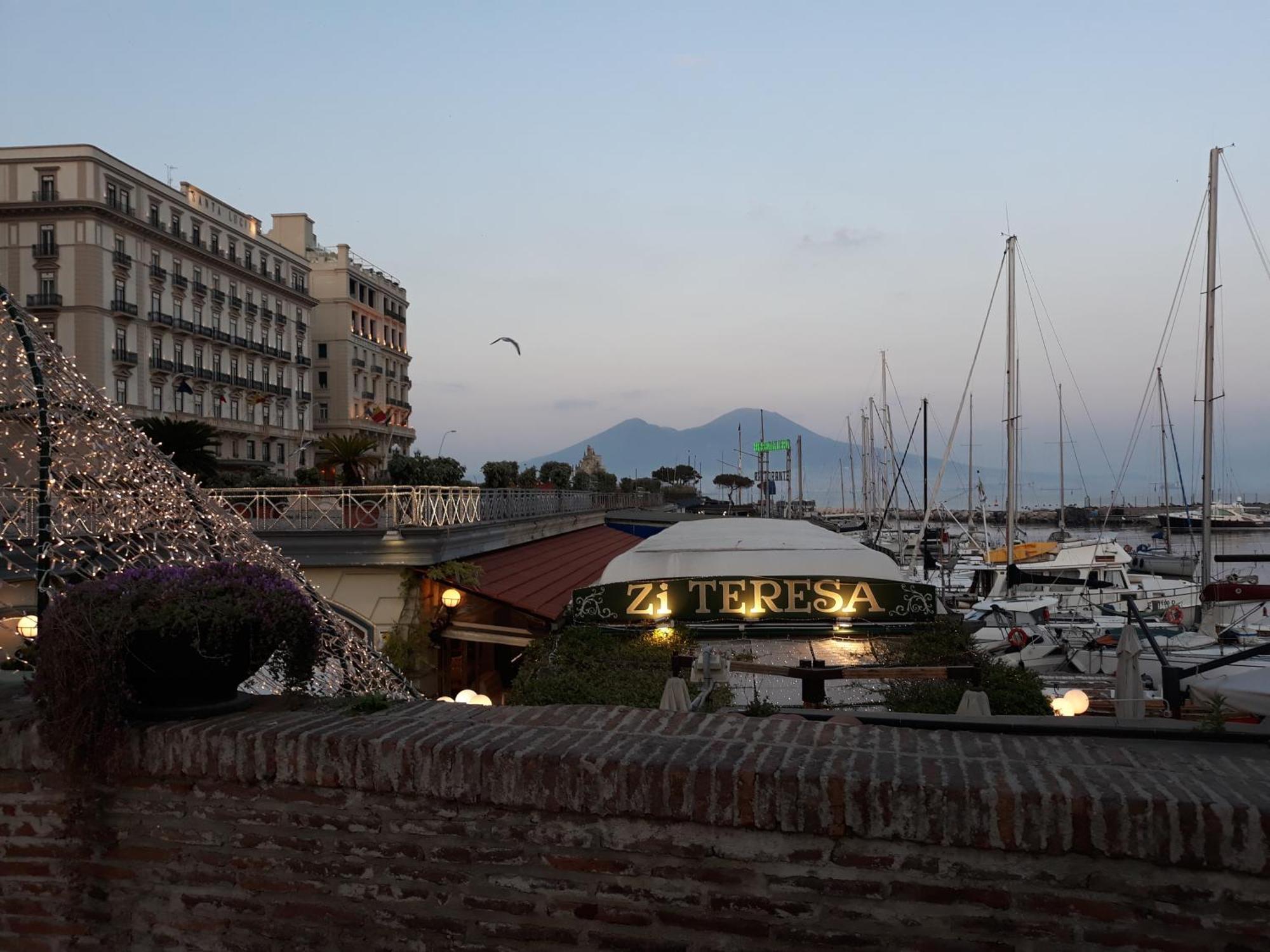 La Mansarda Verde Napoli Esterno foto